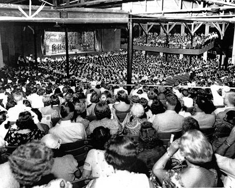 Cincinnati Opera at the Zoo