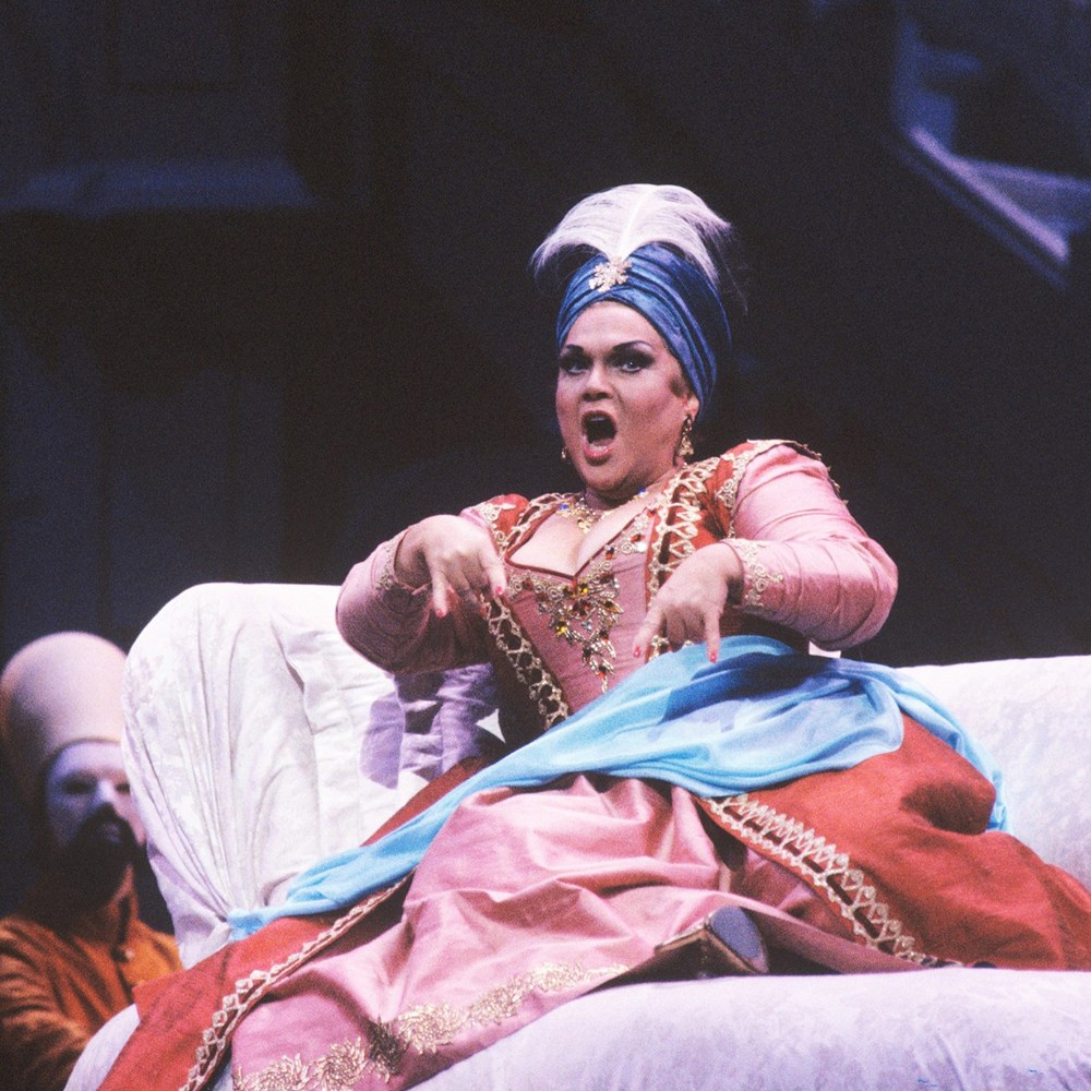 Marilyn Horne in John Corigliano’s The Ghosts of Versailles at the Metropolitan Opera