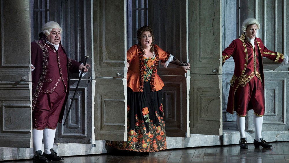 Valeriano Lanchas, Elizabeth Bishop and Marko Mimica in Le nozze di Figaro at Palm Beach Opera