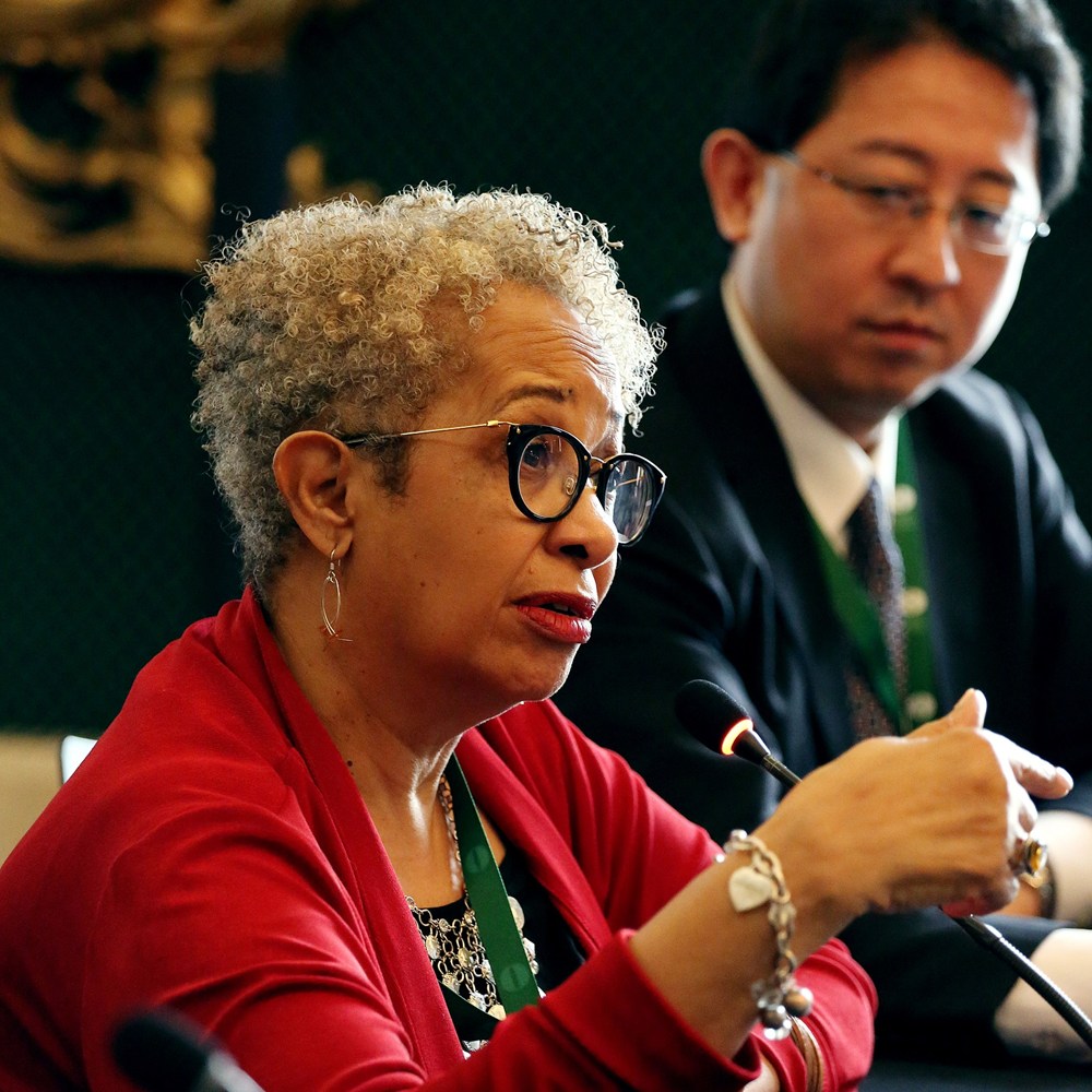 Keryl McCord of Equity Quotient and Tsuyoshi Yamaguchi of the Tokyo Nikikai Opera Foundation at the 2018 forum (photo: Teatro Real)