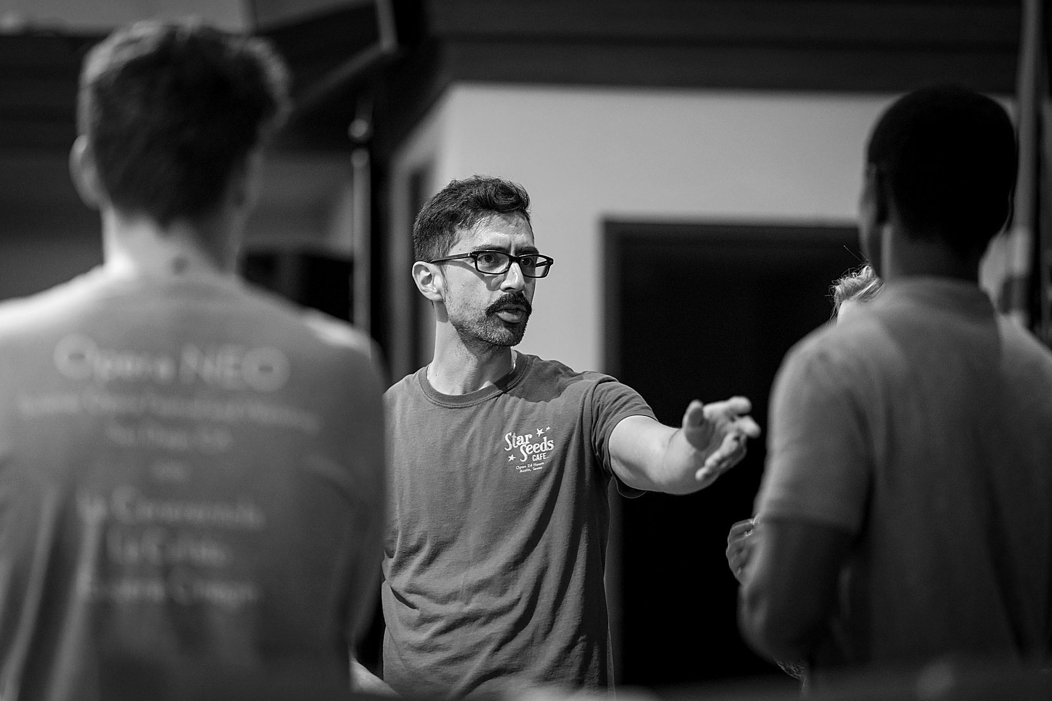 David Radamés Toro directing at Opera Neo in 2019 (photo: Gary Payne Photography)
