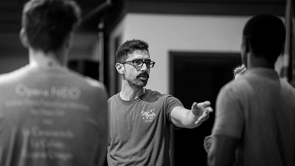 David Radamés Toro directing at Opera Neo in 2019 (photo: Gary Payne Photography)