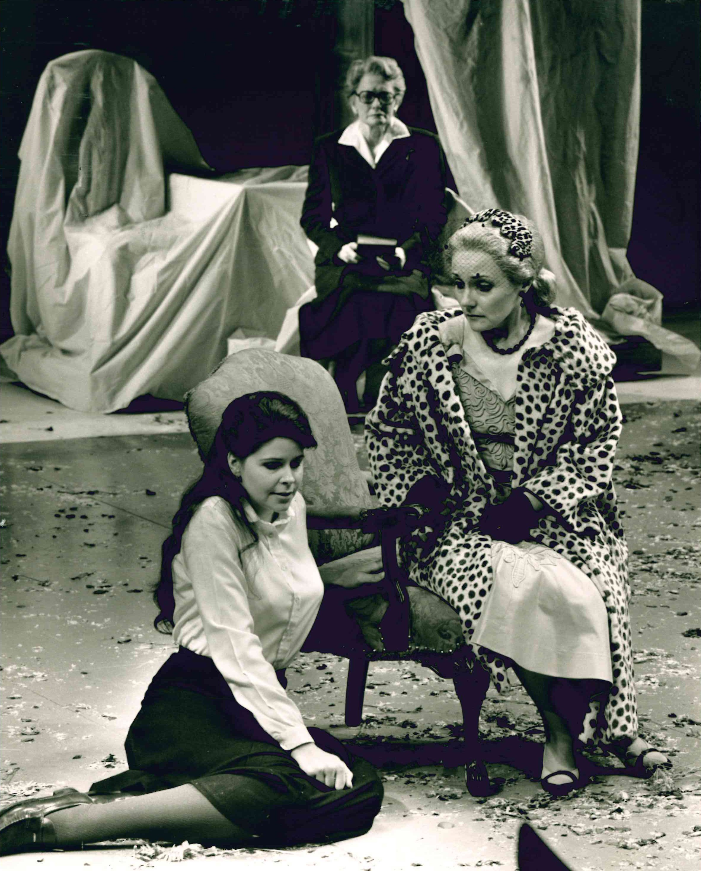 Susan Graham, Patricia Wells, and Elaine Bonazzi (in background) in Opera Theatre of Saint Louis’ Vanessa, 1988