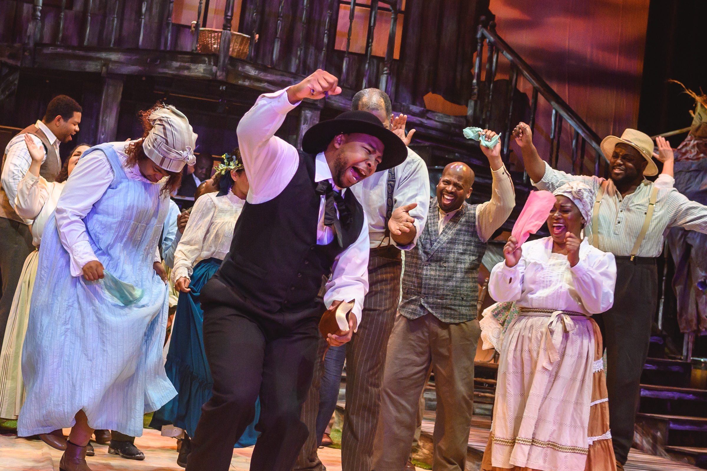  Thandolwethu Mamba (at center) in Opera Orlando's 2025 Treemonisha (photo: Ashleigh Ann Gardner)